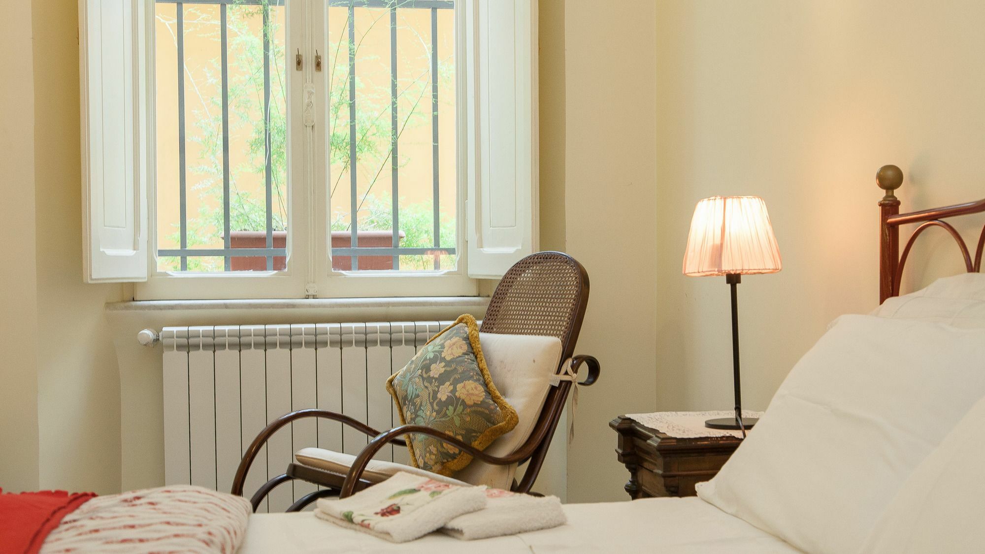 Rental In Rome Ghetto Garden Apartment Rome