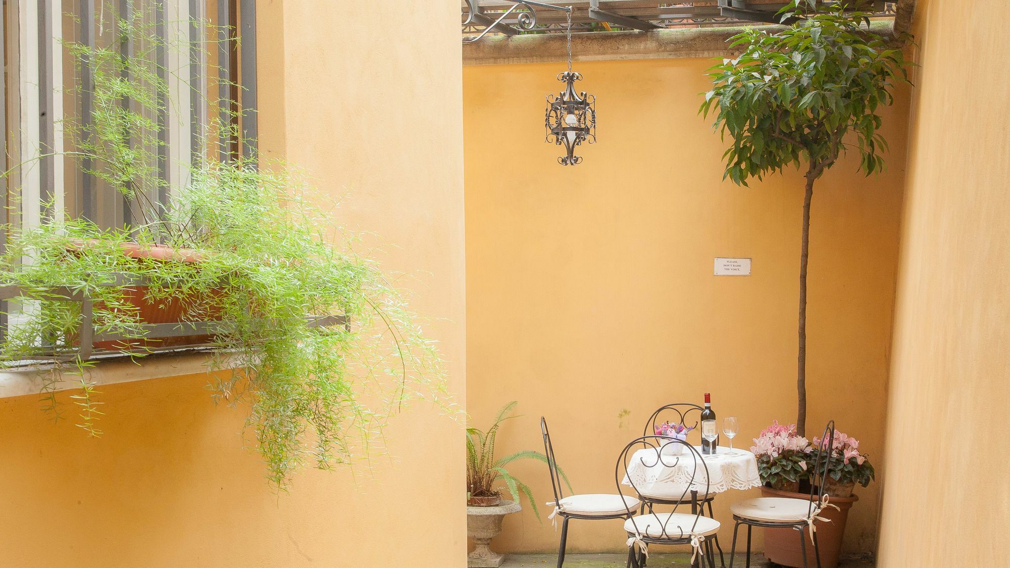 Rental In Rome Ghetto Garden Rome
